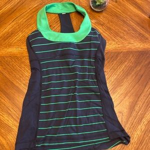 EUC Lululemon tank Sz 4